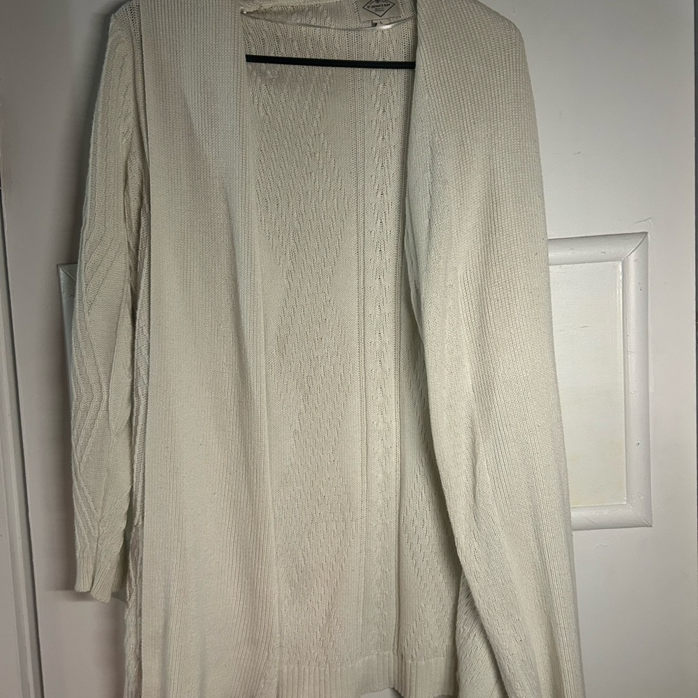 Elegant White Women's Sweater